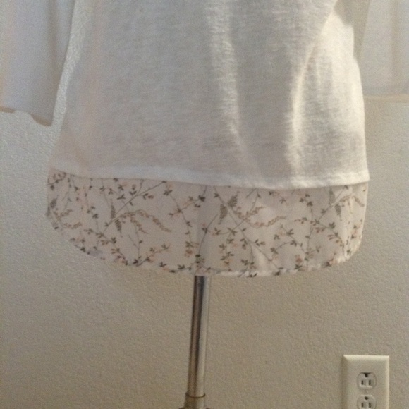 New York & Company Jeans Long Sleeve | Size L - Picture 3 of 9